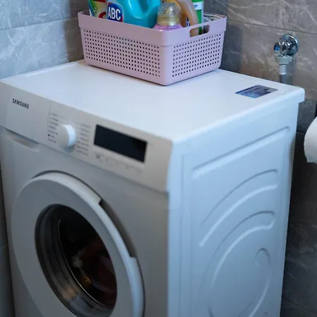 Apartament The Pink Place - Kisela Voda Skopje