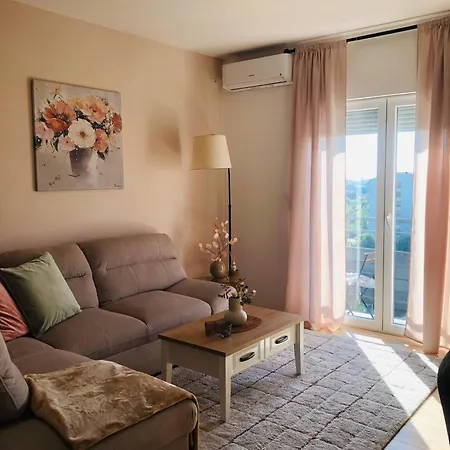 Apartament The Pink Place - Kisela Voda *