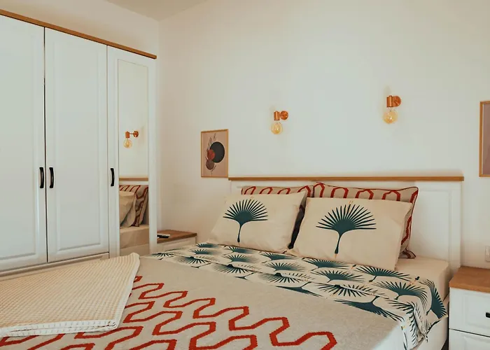 The Pink Place - Kisela Voda Апартаменти *