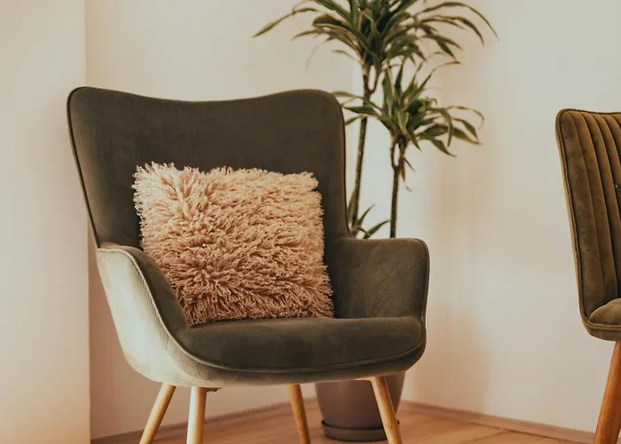 The Pink Place - Kisela Voda *